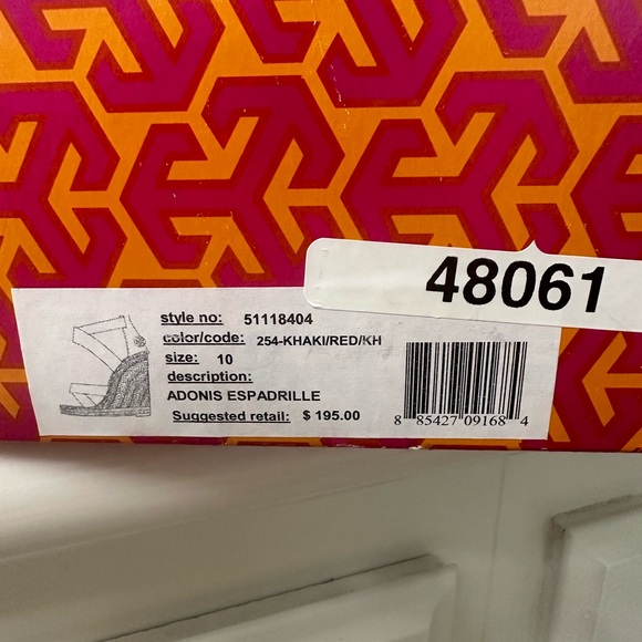 Tory Burch wedge sandals - Picture 2 of 5